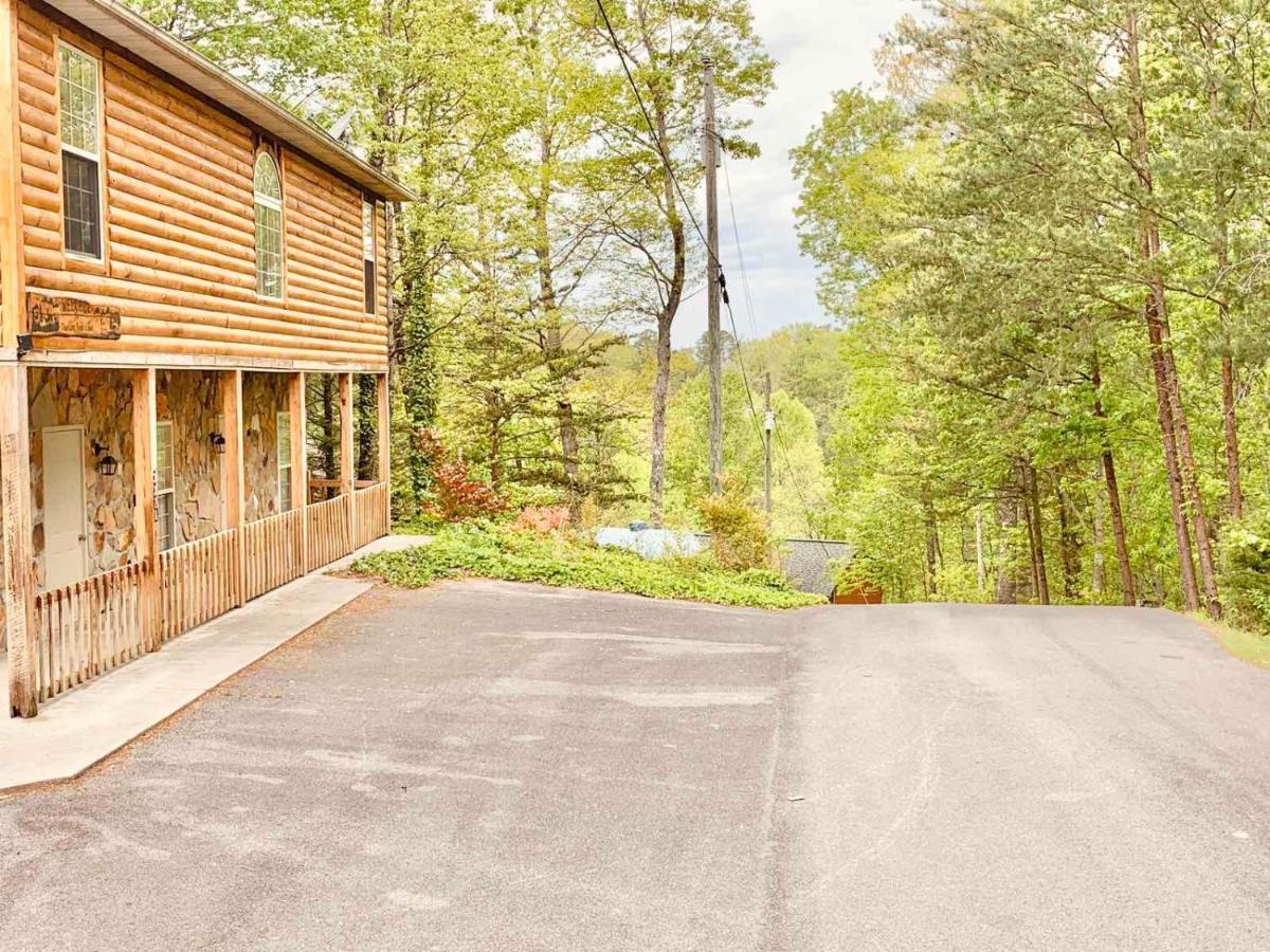 Lazy Bear Cabin Sevierville Esterno foto