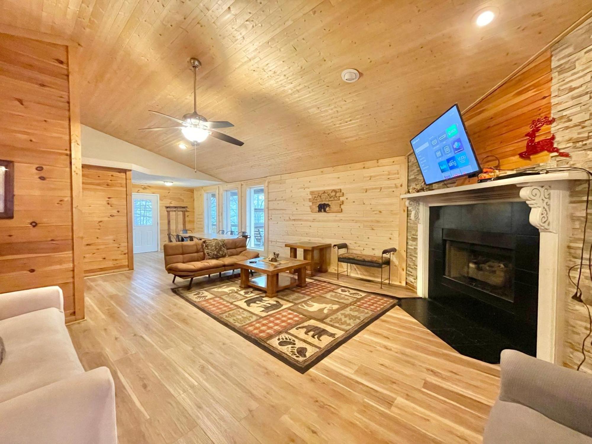 Lazy Bear Cabin Sevierville Esterno foto