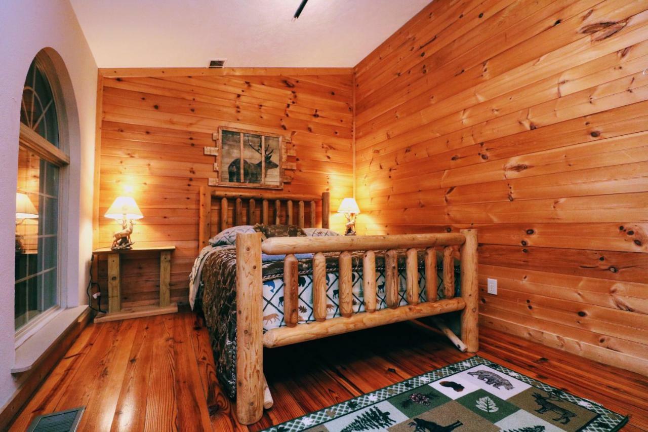 Lazy Bear Cabin Sevierville Esterno foto