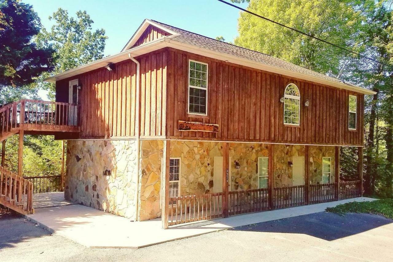 Lazy Bear Cabin Sevierville Esterno foto